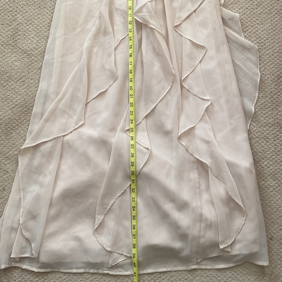 Vera Wang Bridesmaid Chiffon Ruffled Dress in Champagne Color - Picture 8 of 14